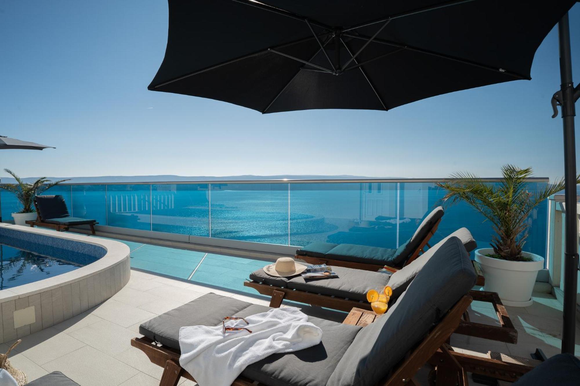 Sunny Hill Apartments With Rooftop Pool Celina Εξωτερικό φωτογραφία