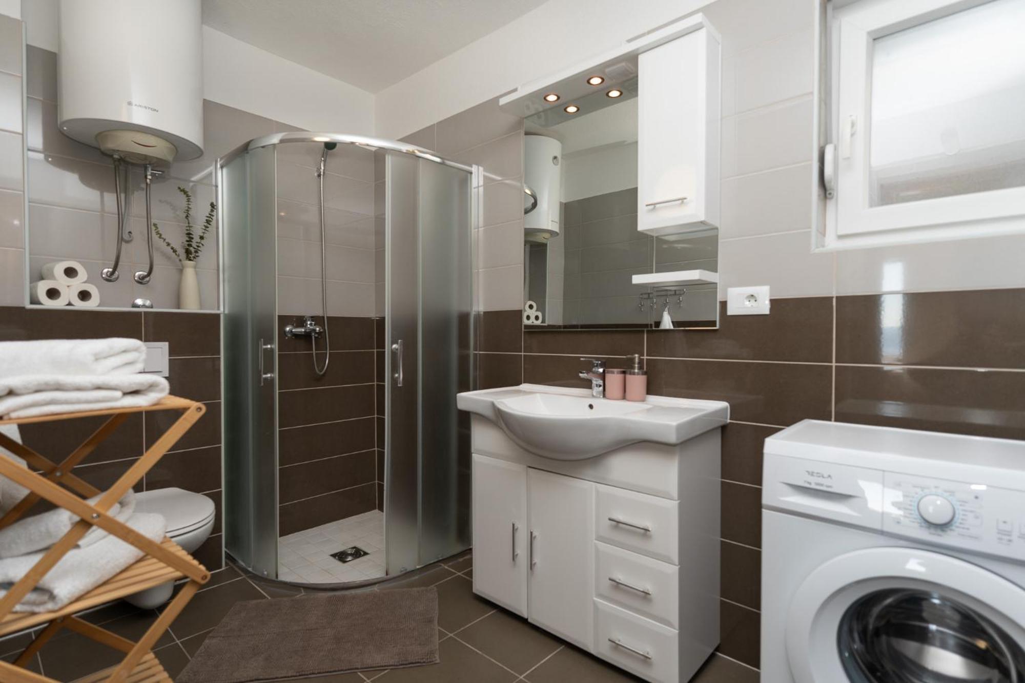 Sunny Hill Apartments With Rooftop Pool Celina Εξωτερικό φωτογραφία