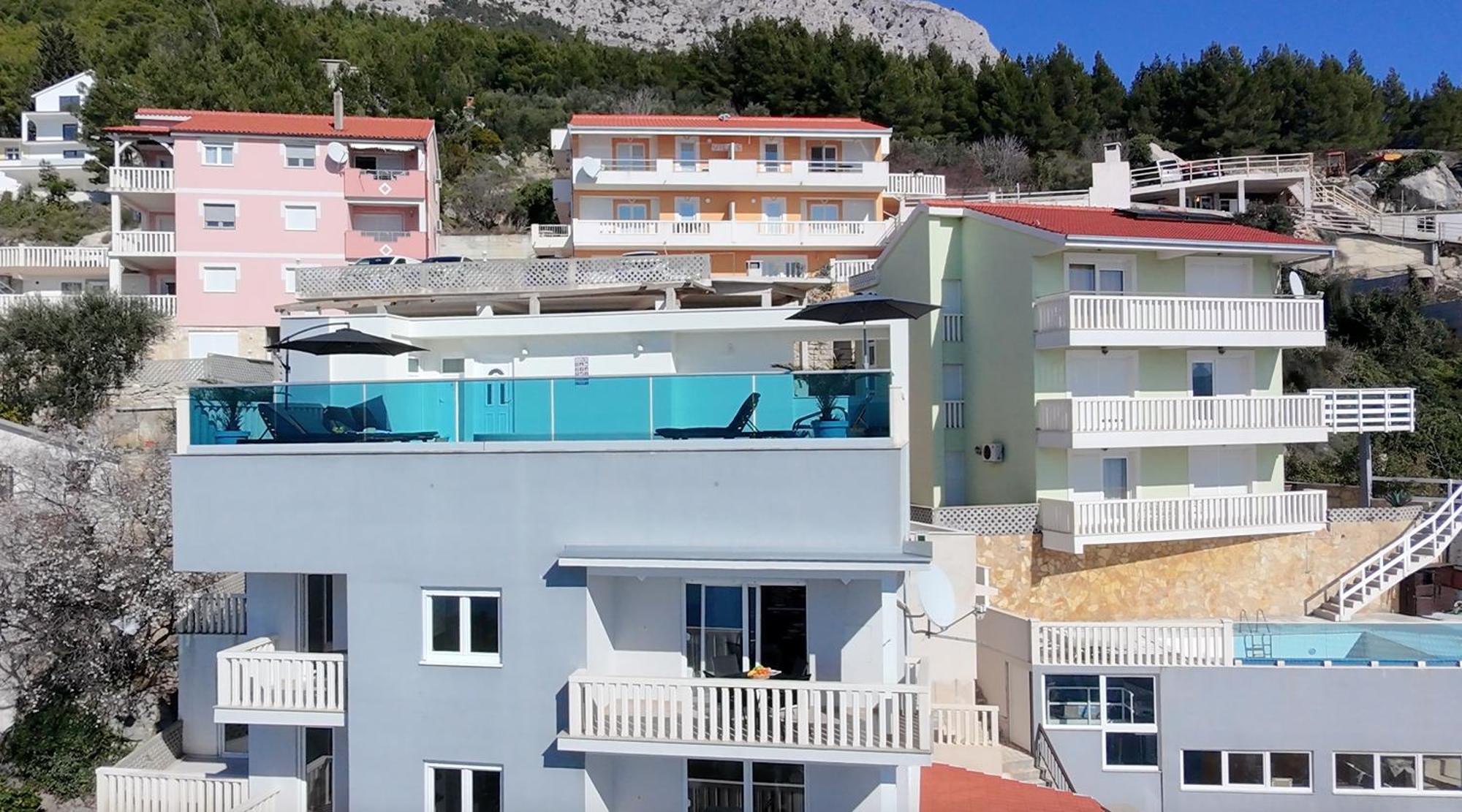 Sunny Hill Apartments With Rooftop Pool Celina Εξωτερικό φωτογραφία